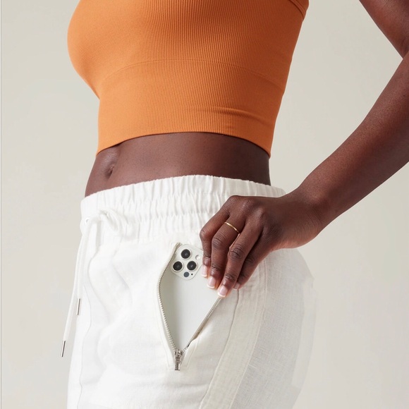 Athleta Cabo Linen Jogger. Machine washable fabric with a relaxed fit. Worn 2x - Picture 12 of 15